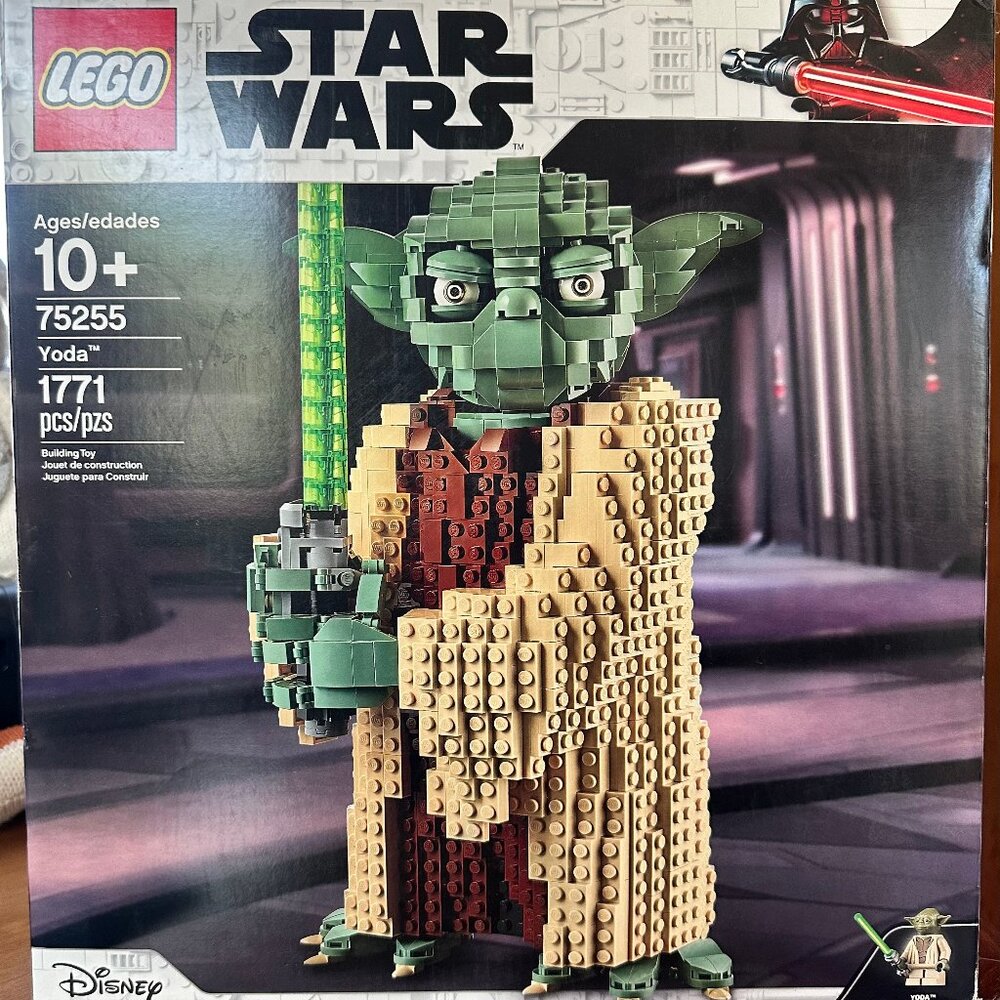 LEGO Star Wars Yoda 75255 1771 Pieces